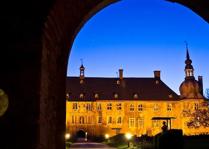 酒店 Schloss Lembeck & Restaurant 3*