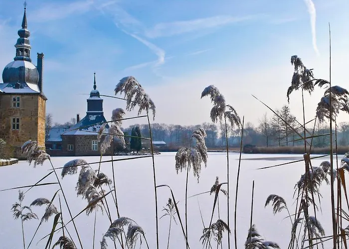 酒店 Schloss Lembeck & Restaurant 3*