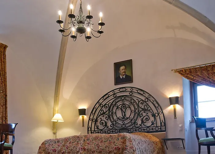 酒店 Schloss Lembeck & Restaurant