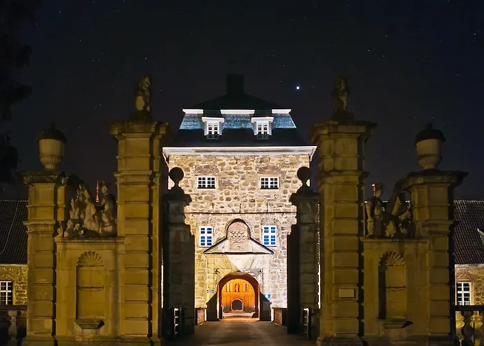 酒店 Schloss Lembeck & Restaurant